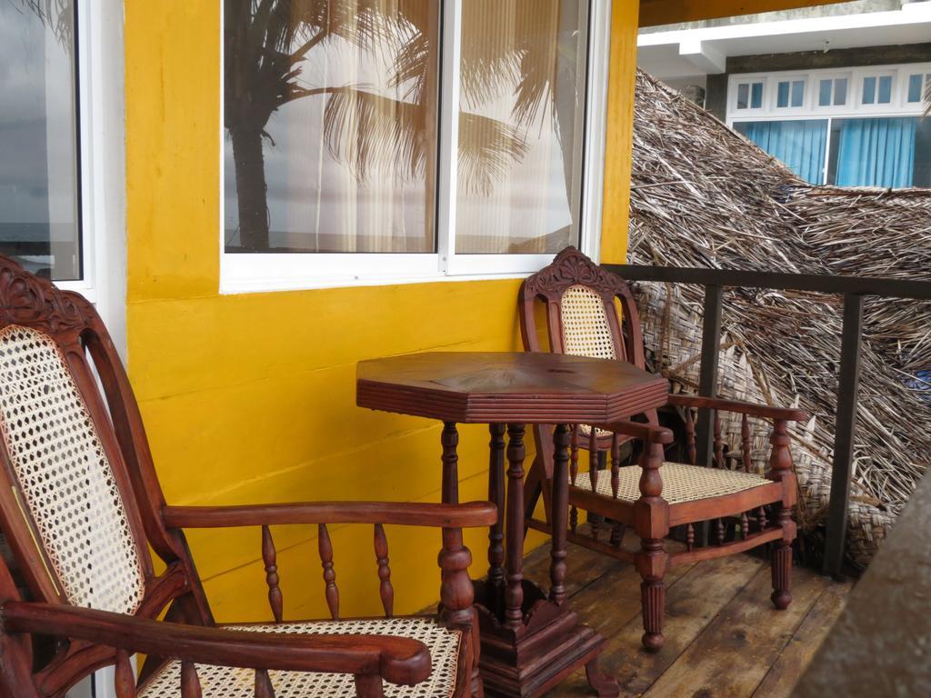 Why Not Guest House Хиккадува Экстерьер фото
